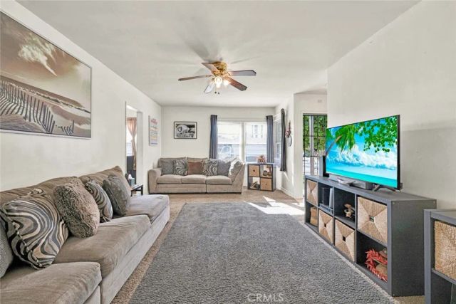 7781 Ledon Way, Midway City, CA 92655