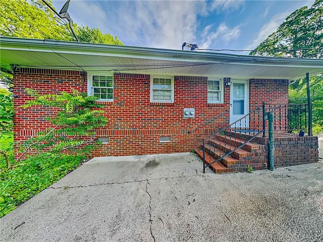 6080 Mulberry SW Street, Austell, GA 30168