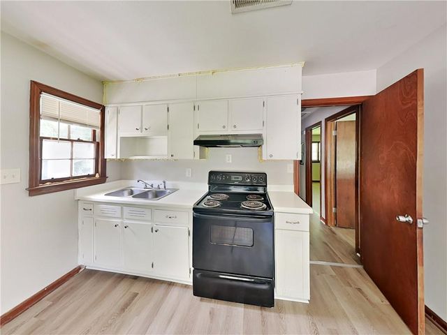 6080 Mulberry SW Street, Austell, GA 30168