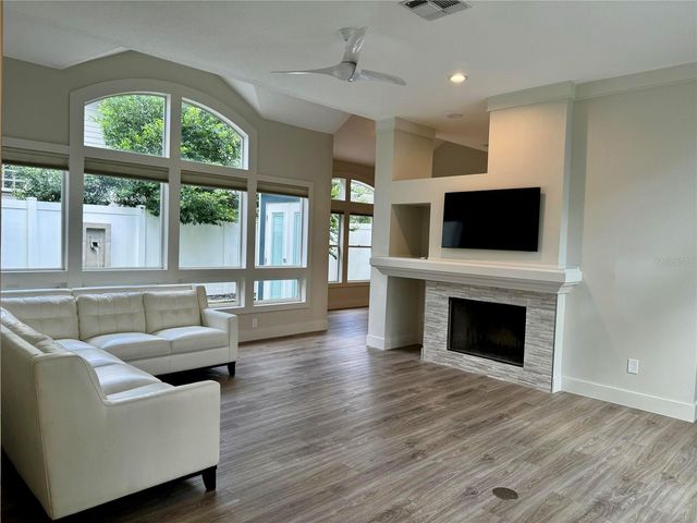 782 S PENNSYLVANIA AVENUE 1, Winter Park, FL 32789