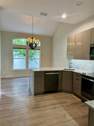 782 S PENNSYLVANIA AVENUE 1, Winter Park, FL 32789