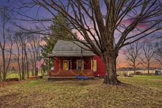 3521 S 204th Avenue, Newfield Twp, MI 49421