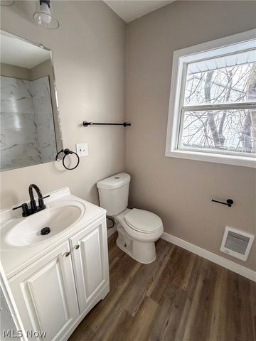 58 Rutledge Drive, Youngstown, OH 44505