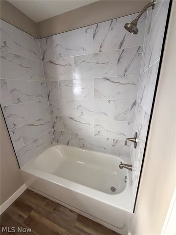 58 Rutledge Drive, Youngstown, OH 44505