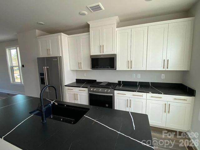 535 W Tremont Avenue, Charlotte, NC 28203
