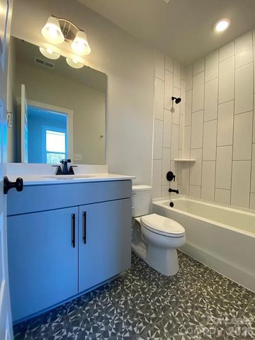 535 W Tremont Avenue, Charlotte, NC 28203