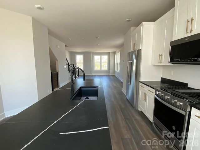 535 W Tremont Avenue, Charlotte, NC 28203