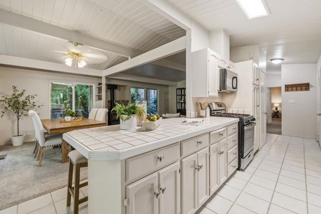 15740 Forest Hill Drive, Boulder Creek, CA 95006