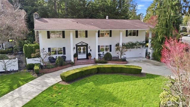 10506 Robin Hood Drive, Edmonds, WA 98020