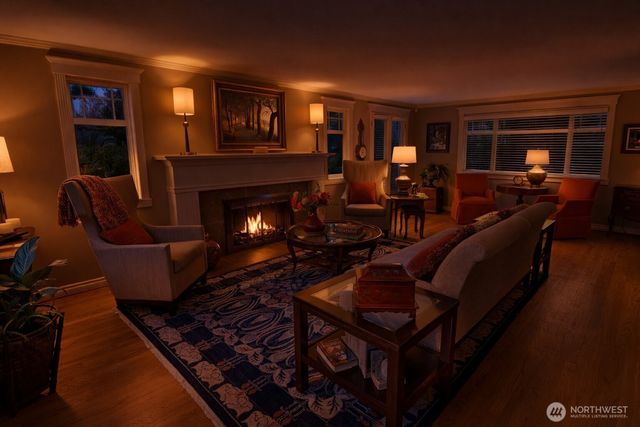 10506 Robin Hood Drive, Edmonds, WA 98020