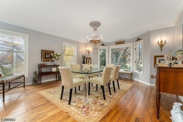 6 Fawn Ridge Rd, Clinton Twp., NJ 08833