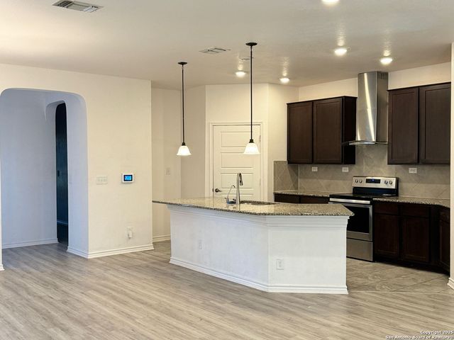 1002 Galapagos, San Antonio, TX 78214