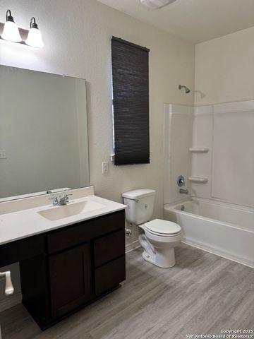 1002 Galapagos, San Antonio, TX 78214