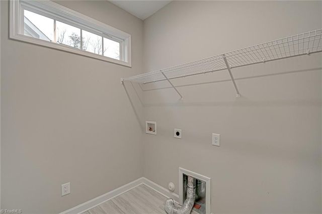 2433 Albemarle Court, Winston-salem, NC 27106