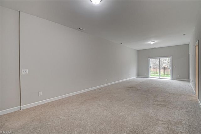 2433 Albemarle Court, Winston-salem, NC 27106