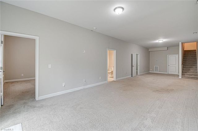 2433 Albemarle Court, Winston-salem, NC 27106