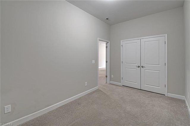 2433 Albemarle Court, Winston-salem, NC 27106