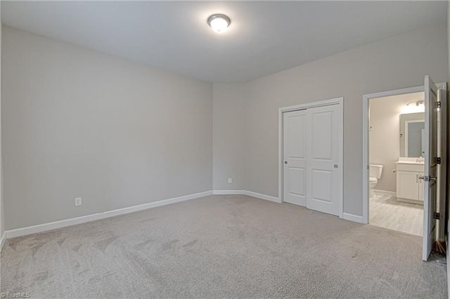 2433 Albemarle Court, Winston-salem, NC 27106