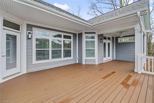 2433 Albemarle Court, Winston-salem, NC 27106