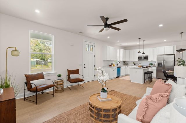 1937 Token Street, North Charleston, SC 29405