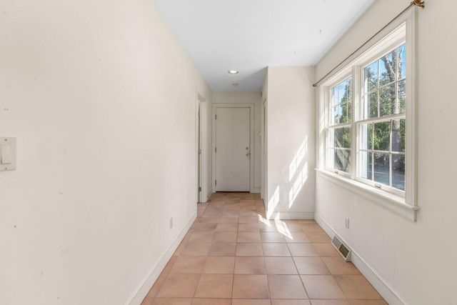 92 Wianno Circle, Osterville, MA 02655