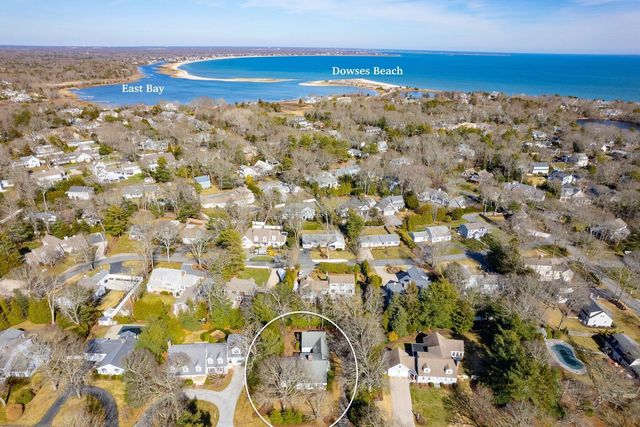 92 Wianno Circle, Osterville, MA 02655