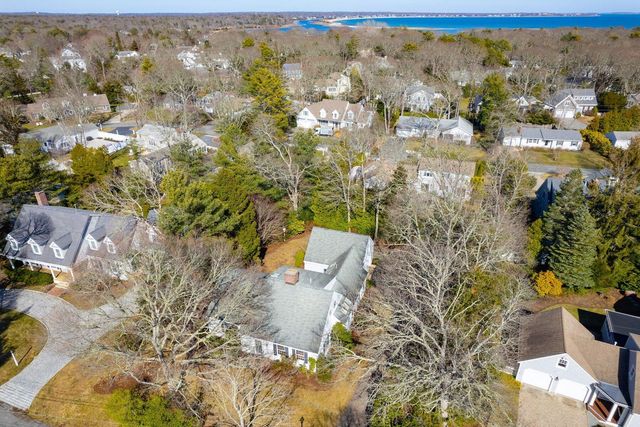 92 Wianno Circle, Osterville, MA 02655