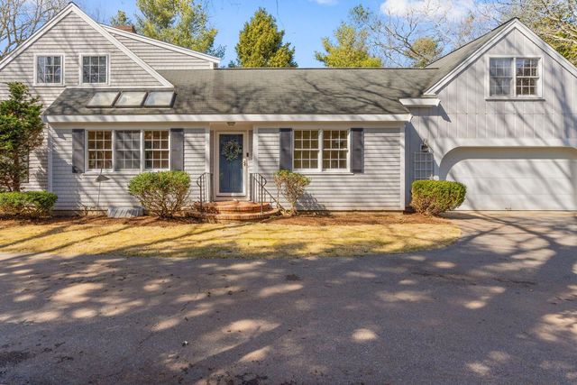 92 Wianno Circle, Osterville, MA 02655