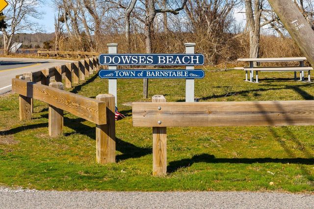 92 Wianno Circle, Osterville, MA 02655