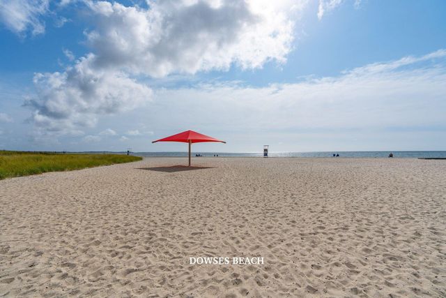 92 Wianno Circle, Osterville, MA 02655