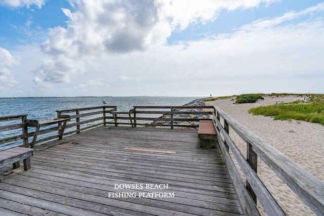 92 Wianno Circle, Osterville, MA 02655