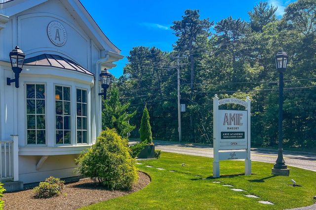 92 Wianno Circle, Osterville, MA 02655