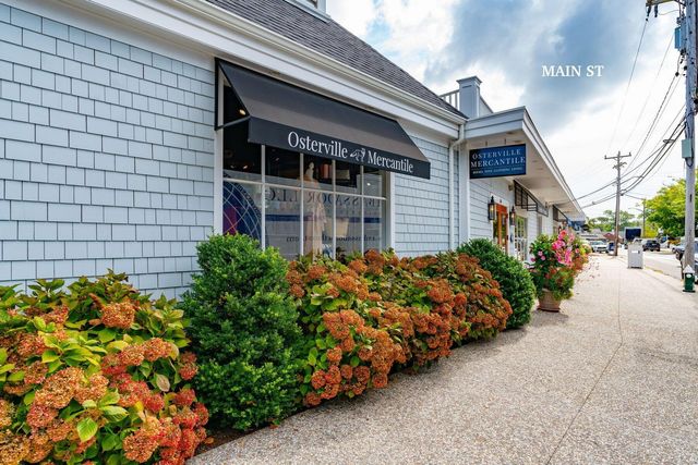 92 Wianno Circle, Osterville, MA 02655