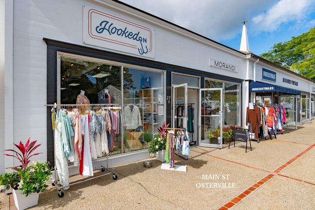 92 Wianno Circle, Osterville, MA 02655