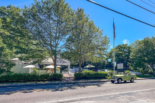 92 Wianno Circle, Osterville, MA 02655