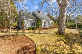 92 Wianno Circle, Osterville, MA 02655