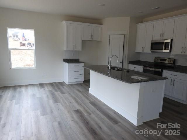 212 Sugar Hill Road, Troutman, NC 28166