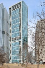 340 E RANDOLPH Street 905, Chicago, IL 60601