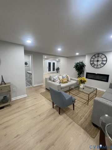 11975 Quay St, Chester, VA 23831