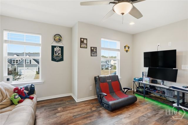 18 Minning Loop, Richmond Hill, GA 31324