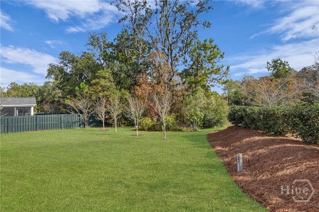 18 Minning Loop, Richmond Hill, GA 31324