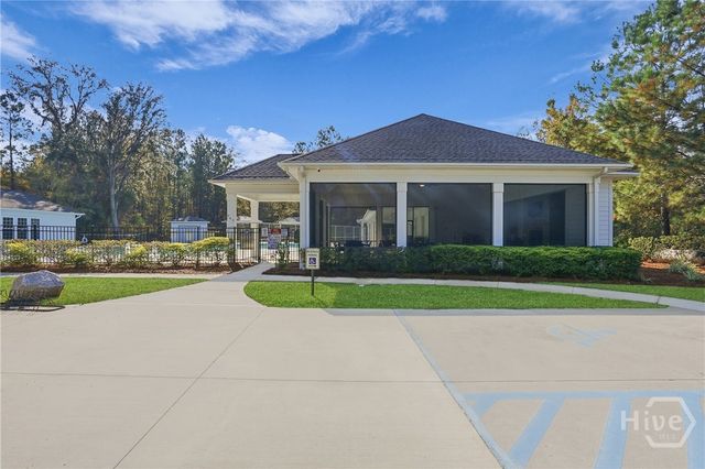 18 Minning Loop, Richmond Hill, GA 31324