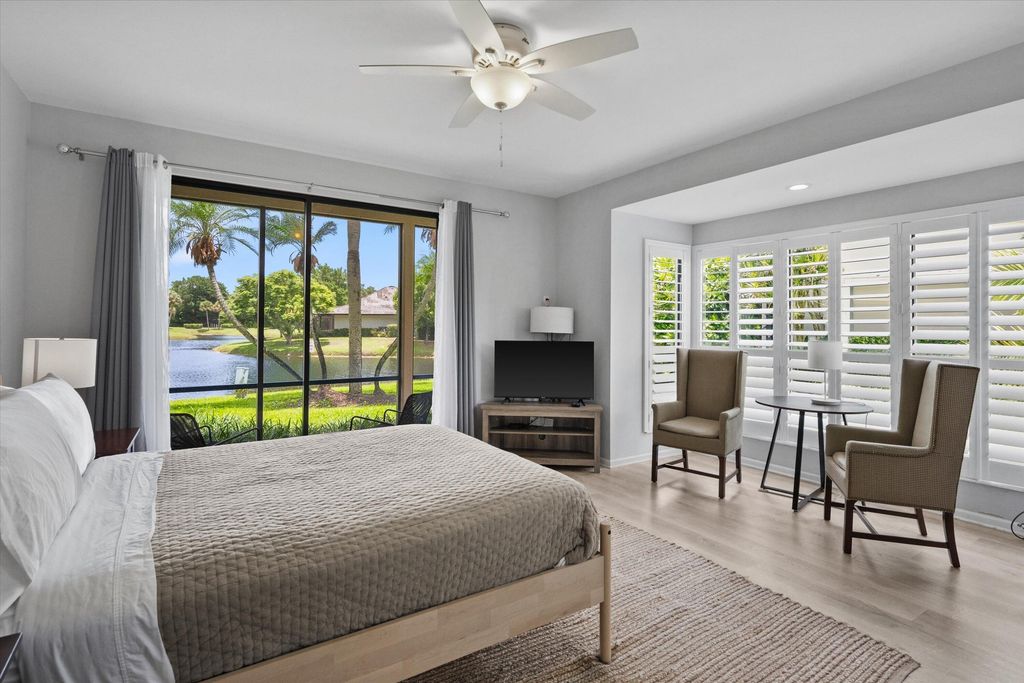 11842 Pebblewood Drive 102, Wellington, FL 33414