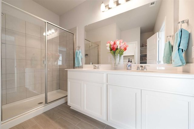 140 Drifter LN, Jarrell, TX 76537