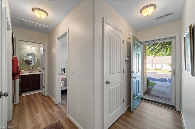 4425 Hanley Park Drive, Walkertown, NC 27051