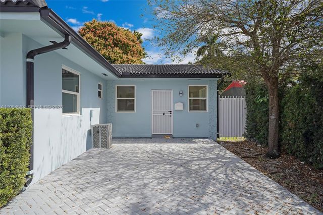 1239 SW 22nd Ave, Miami, FL 33135