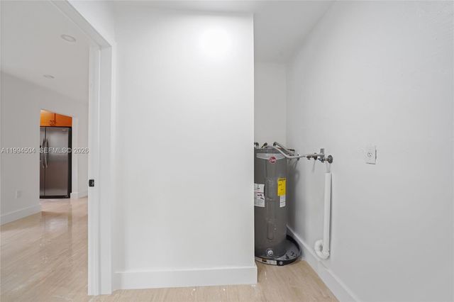 1239 SW 22nd Ave, Miami, FL 33135