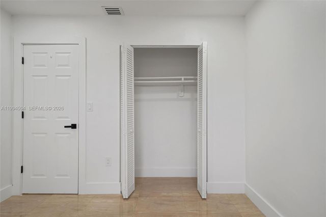 1239 SW 22nd Ave, Miami, FL 33135