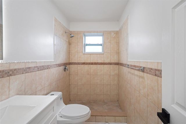 1239 SW 22nd Ave, Miami, FL 33135