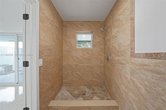 1239 SW 22nd Ave, Miami, FL 33135